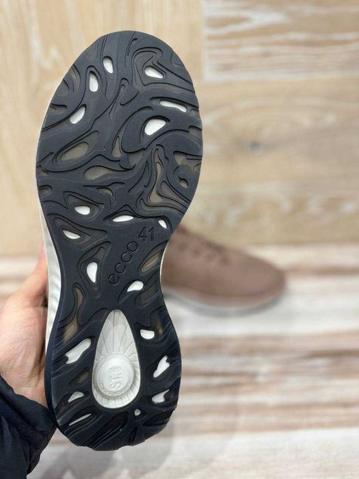 Шкіряні кросівки Ecco оригінал (39)