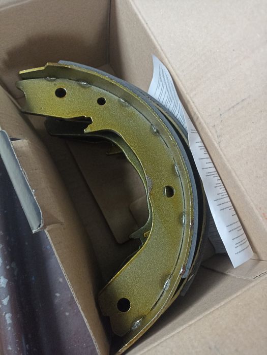 Колодки ручніка C05061ABE Мітсубіші