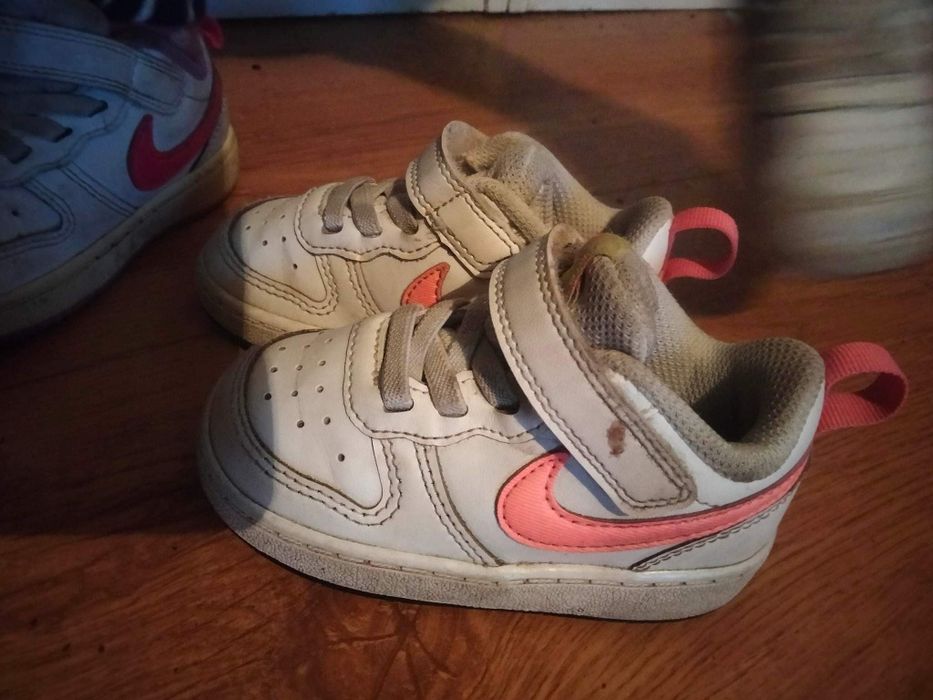 Buty dla dziewczynki