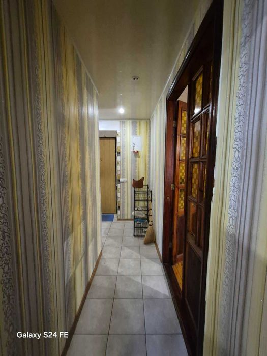 Здається подобово  2-к квартира в центрі міста вул. Нижнедніпровська.