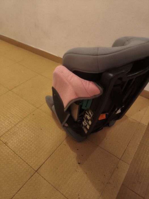 Cadeira automóvel criança