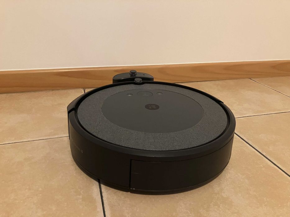 Vendo Aspirador iRobot Roomba i5