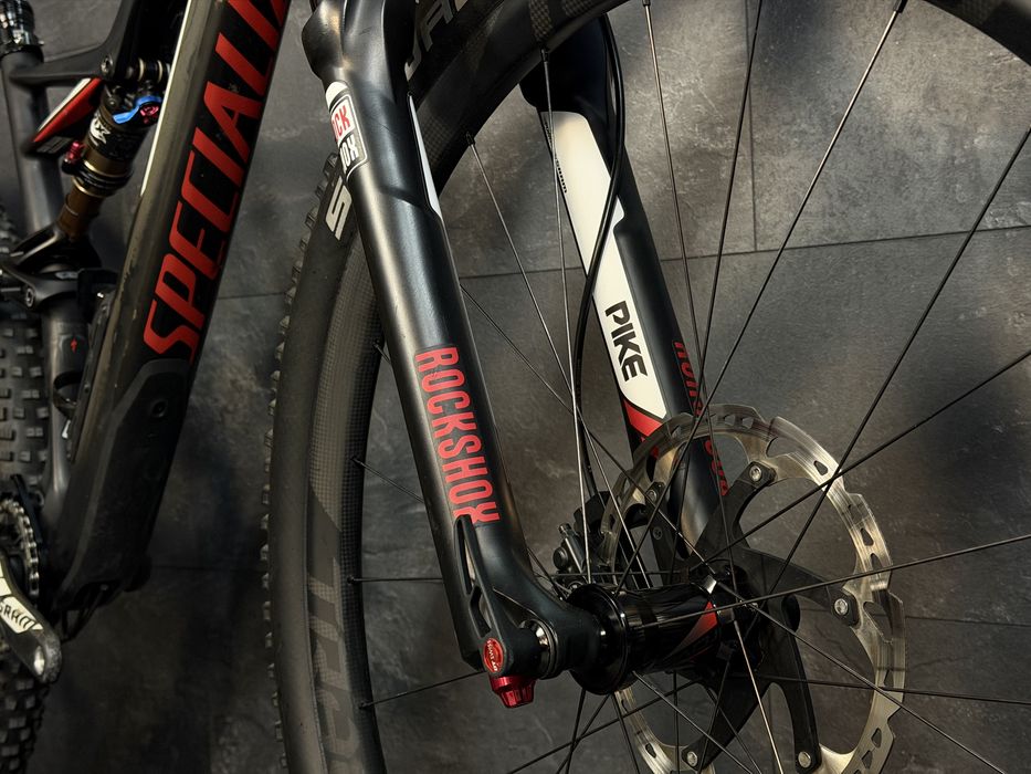 Specialized Stumpjumper карбоновий двопідвісний велосипед