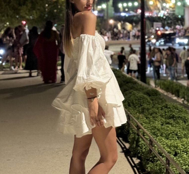 Сукня нова білий колір