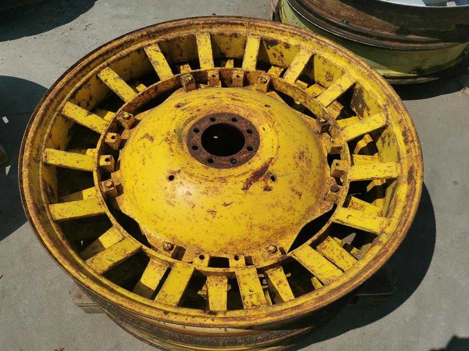 2 Felgi 8" R48 , wąskie koła uprawowe