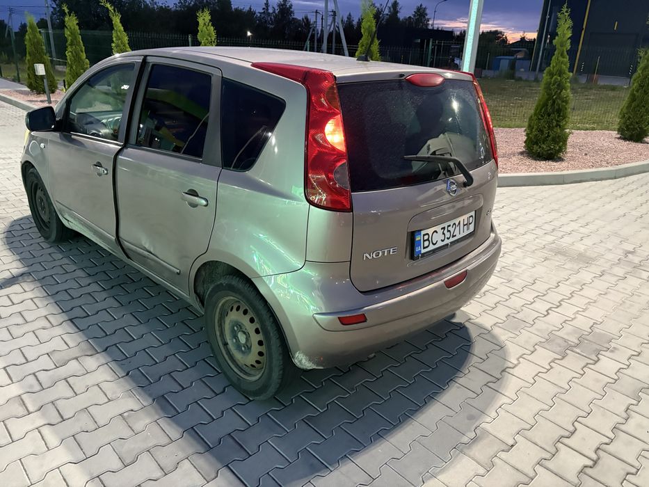 Продається нісан ноте