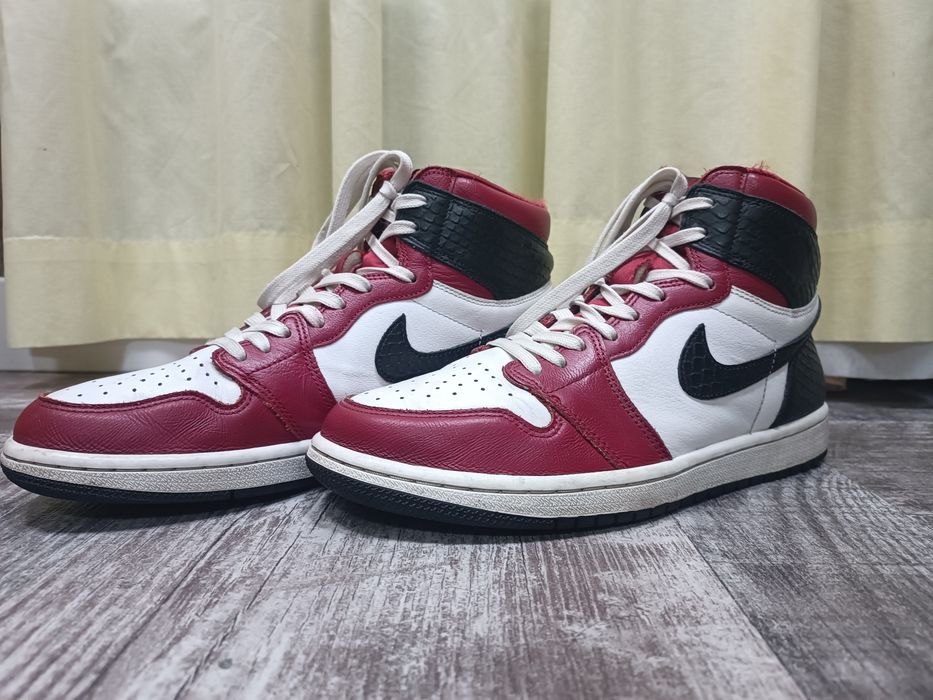 Nike Air Jordan 1 High Satin Snake Red