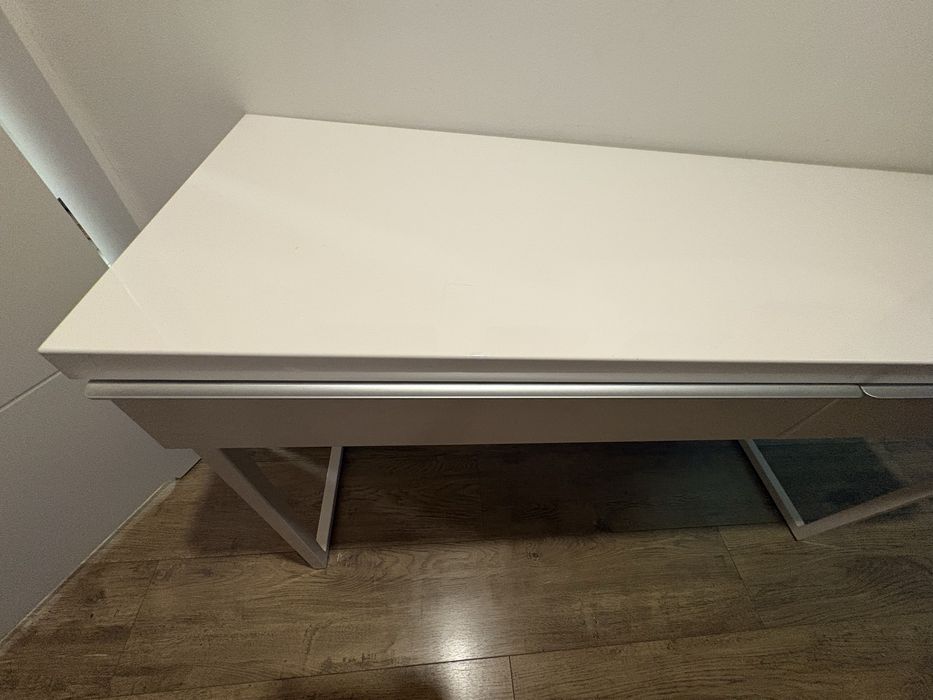 Biurko Besta Ikea