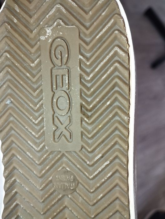 Продам дитяче взуття