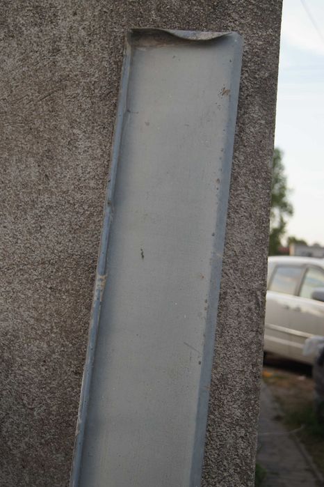 parapet stalowy 190 x 20