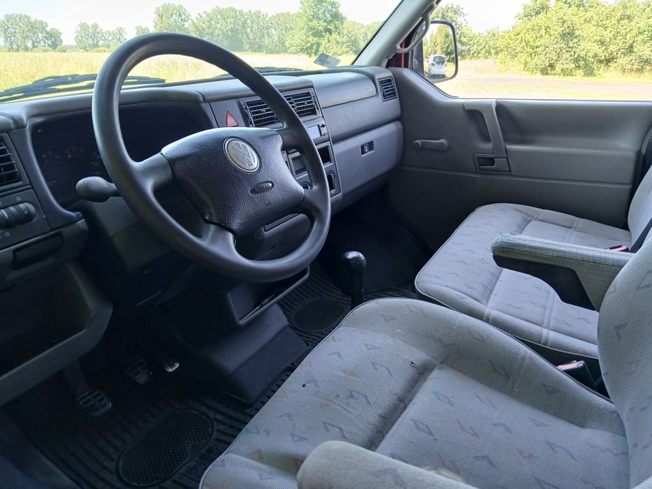 Volkswagen Transporter T4 blaszak, long 2.4 diesel. Nowe OC na rok!!
