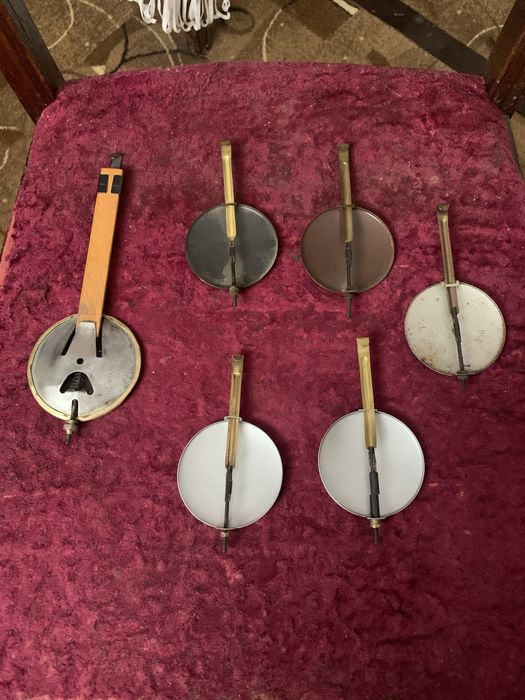 Продам маятник для часов с кукушкой.