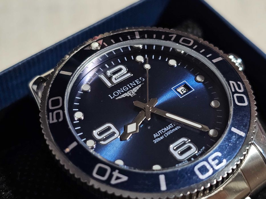 Часы Longines HydroConquest