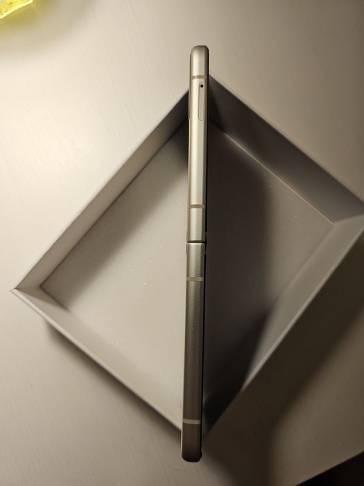 Samsung Galaxy flip z3