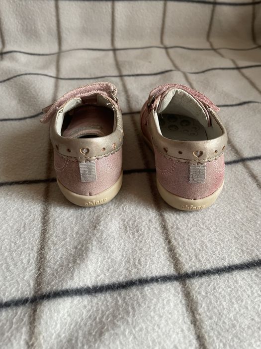 Кеди на дівчинку Chicco