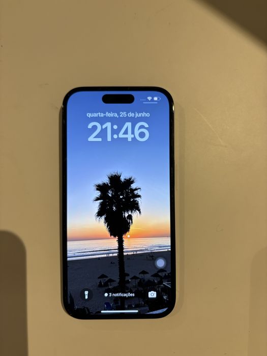 Iphone 14 pro em prefeito estado