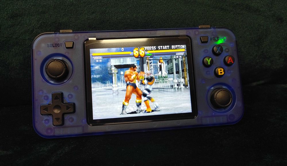 > Retro Konsola Przenośna R36H > Prawdziwe SCREENy!