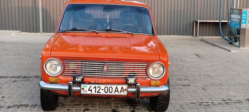 Автомобиль как на фото так и в жизни в хорошем состоянии