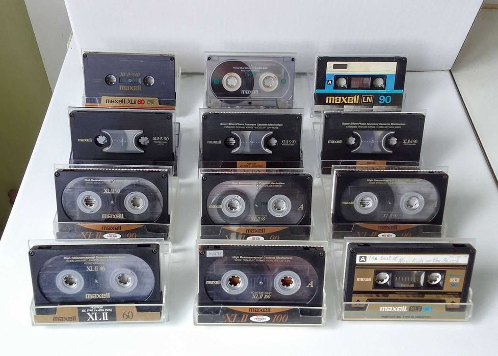 АудіокасетиFerumCromeAGFA BASF TDK SONY MAXELL FUJI JVC DENON Konika Goldstar Samsung Master YOKO SKC RAKS SNC RONEeS