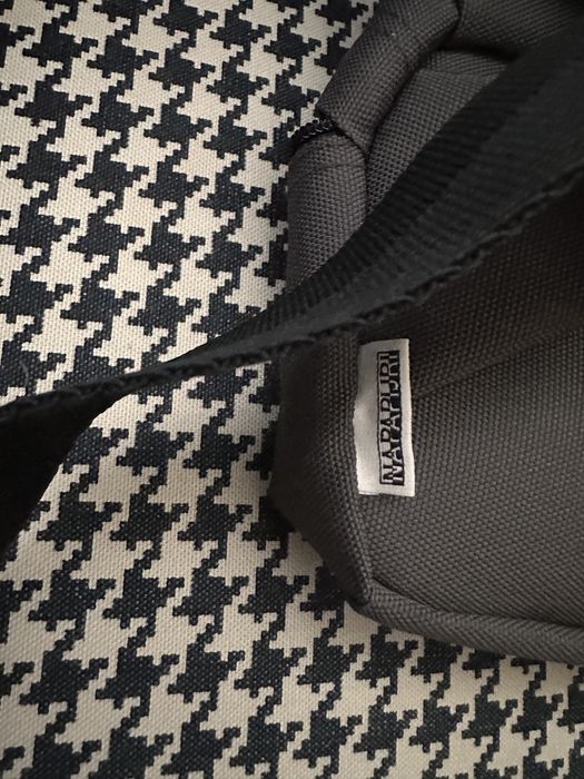 Nerka saszetka nowa 100% oryginał