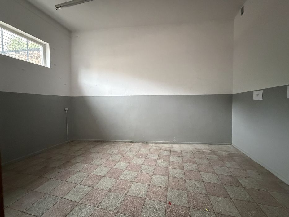 Wynajmę lolak handlowo -uslugowy w centrum miasta