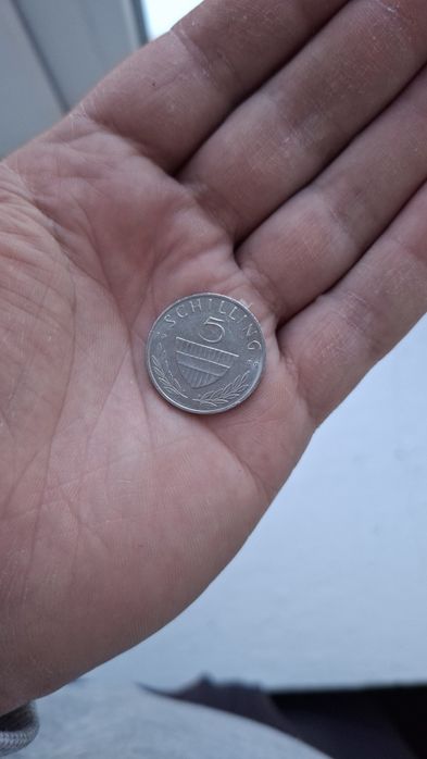 Монета 5 shilling