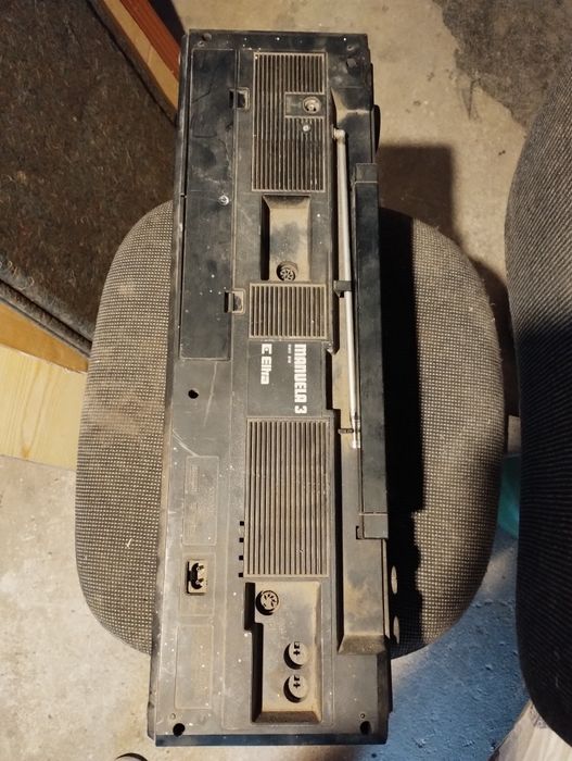 Radiomagnetofon Manuela 3