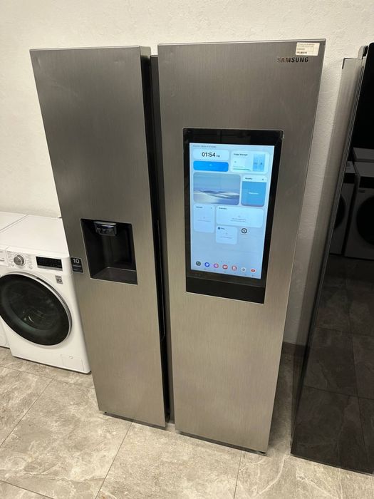 Холодильник  Side by side Samsung FamilyHub з планшетом телевізором A+++