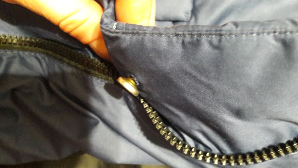 Пуховик(био пух) женский,размер 36