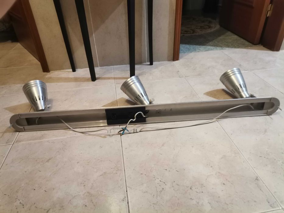 Candeeiro metálico de parede ou tecto