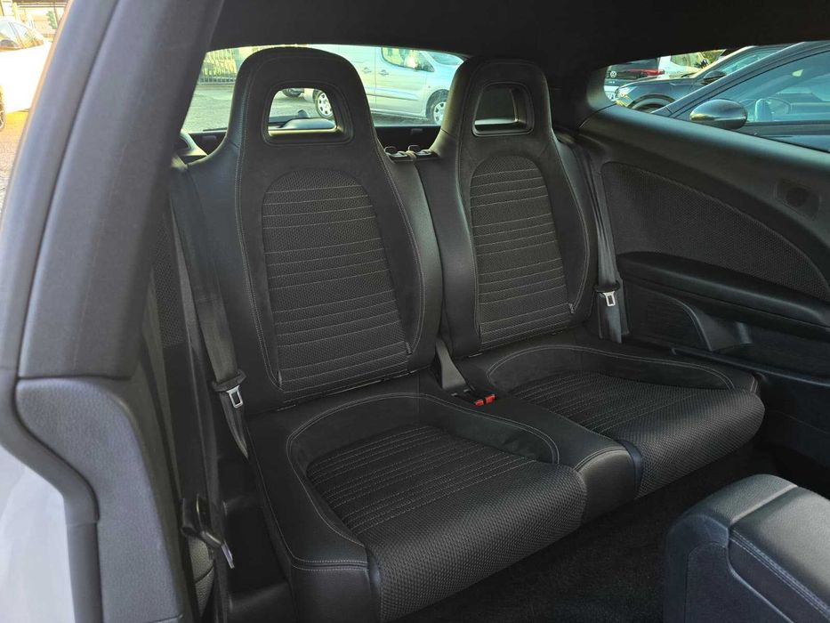 VOLKSWAGEN SCIROCCO SPORT 2.0TDI 140CV (LOOK R)
