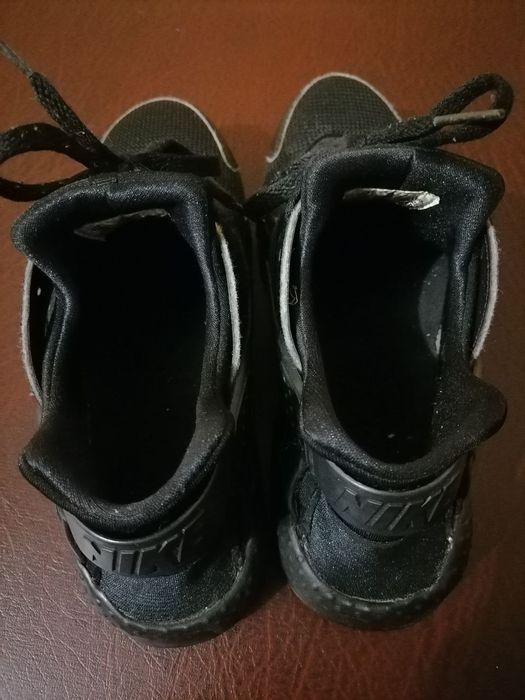 Кроссовки Nike Air Huarache.