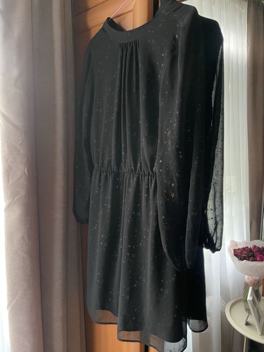 Платье празничное