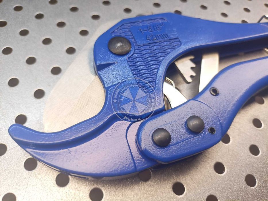 Nożyce do cięcia rur 42mm PCV PCW PP PEX
