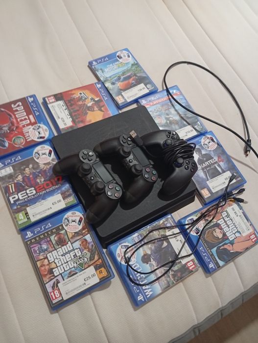 PlayStation 4 Slim 500gb com 3 comandos e jogos