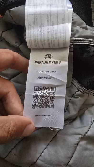 Продам жіночу коротку курточку пуховик Parajampers