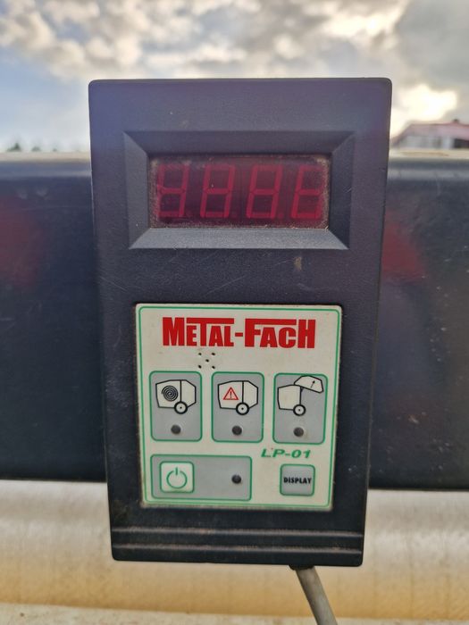 Prasa, belarka metal-fach  Z 562