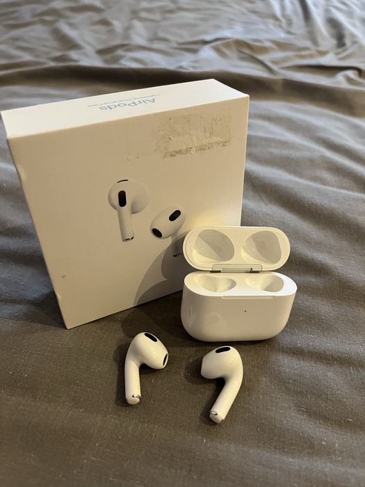 Apple Airpods Gen 3 - Semi Novos e Higienizados