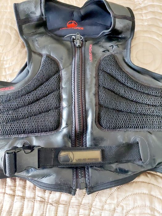 Жилет для вейкборда Liquid Force Impact розмір S