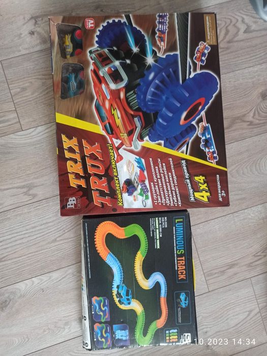 Распродажа игрушек треки, машинки, плей до, конструкторы