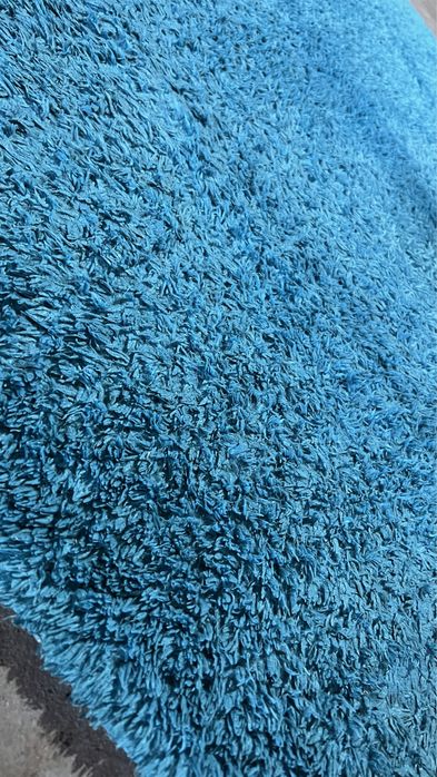 1 Carpete + 3 tapetes azul turquesa