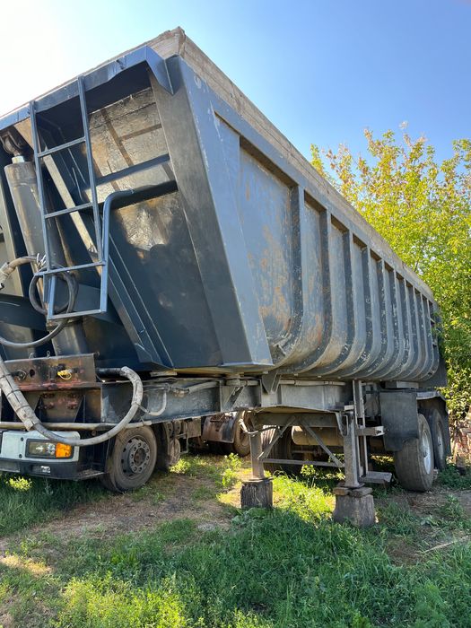 Напівпричіп самоскид