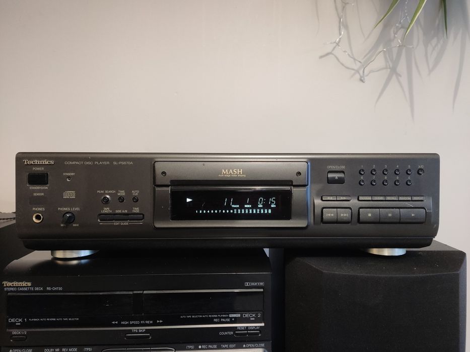 CD Technics SL-PS670A