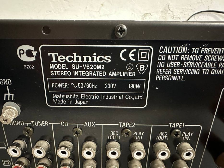 Wzmacniacz stereo Hi-Fi Technics SU-V620M2 | 2 × 100 W | Class A | Phono MM | A/B