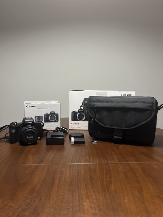 Camera canon M50 MK II + 15-45mm