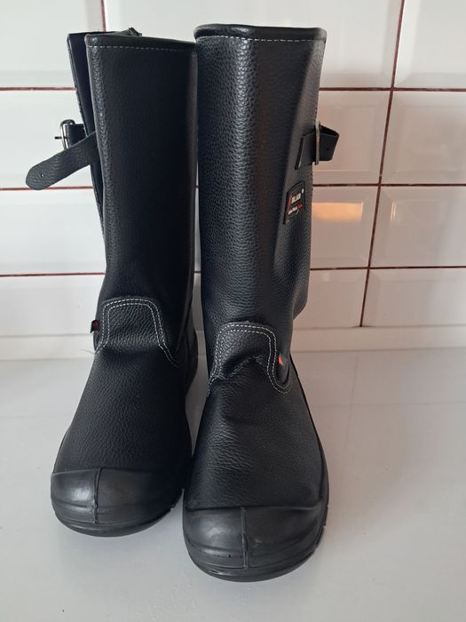 Робоче взуття. Розмір 43