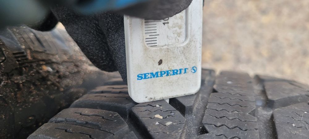 175/70/14 Zimowe Continental Semperit Cena za 4szt Odbiór osobisty