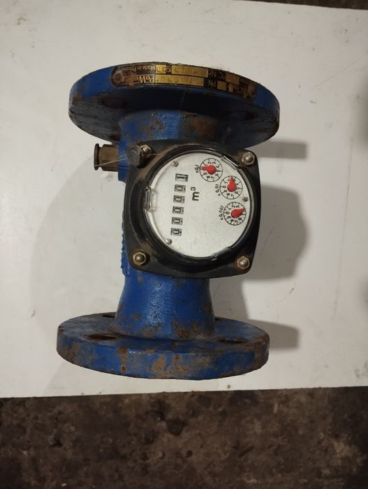 Счётчик для измерения воды 50мм.