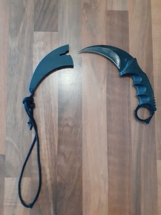 Nóż kosa ostry +kabura