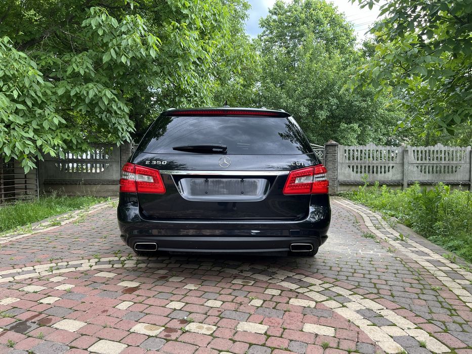 Продам Mercedes Benz E212 AMG праве кермо.